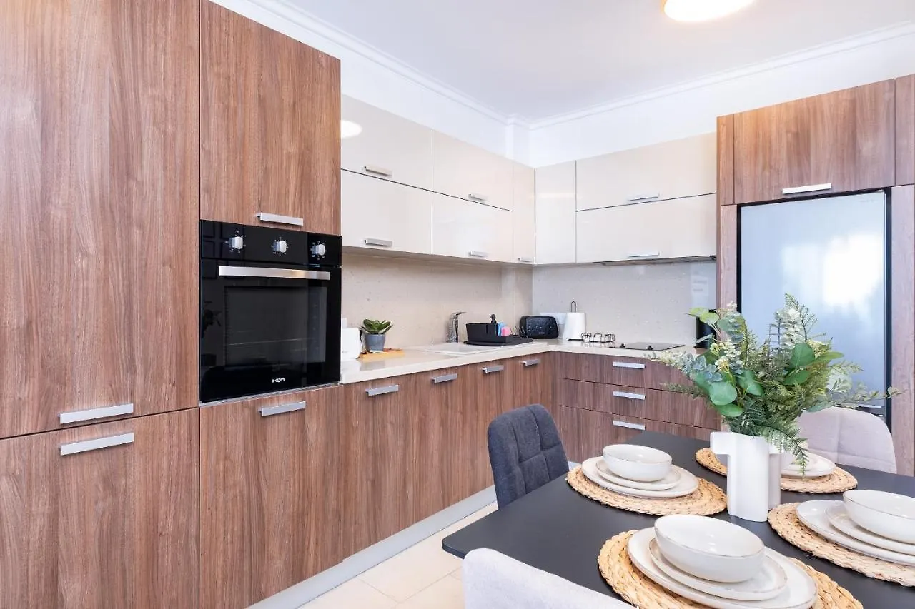 Διαμέρισμα Quattro Beachfront Sea View Ap 206 Λάρνακα